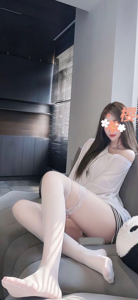 New！Carolyn🦄（Full service only）风骚甜美 性瘾美少女 骚浪贱的代名词 仅限1天