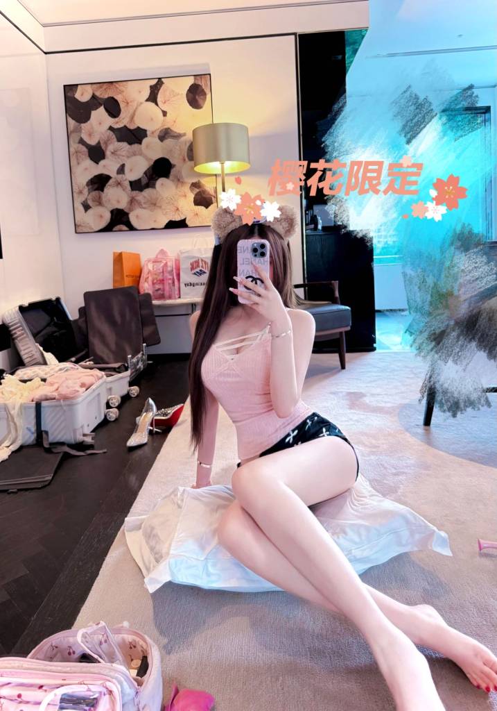 72c2d86a613ec1c1845ac02944436d3-717x1024