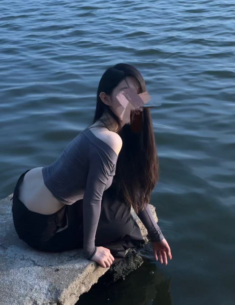 9e023032753346da412bacabb1bf8b7