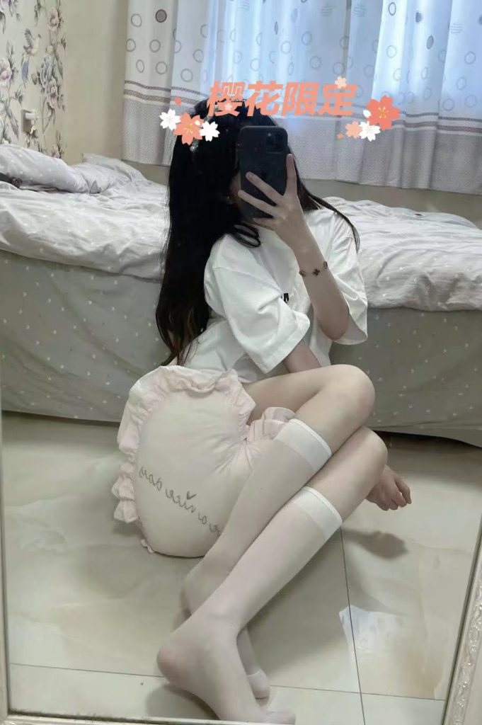 f8928fb01bc5049ae3aef08972028e8