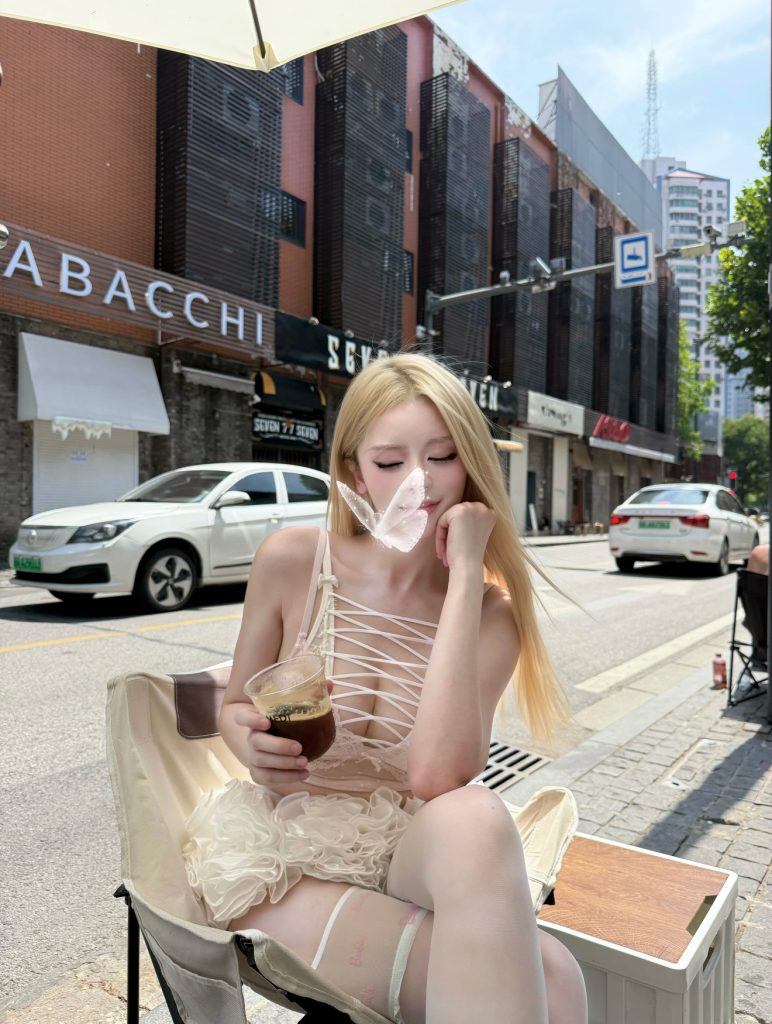 0c8b26217df2676a14b610a7e1a3ca9