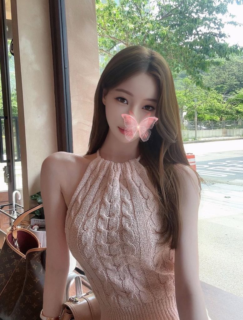 0fa6999f037fac60c3c4a831959d4379